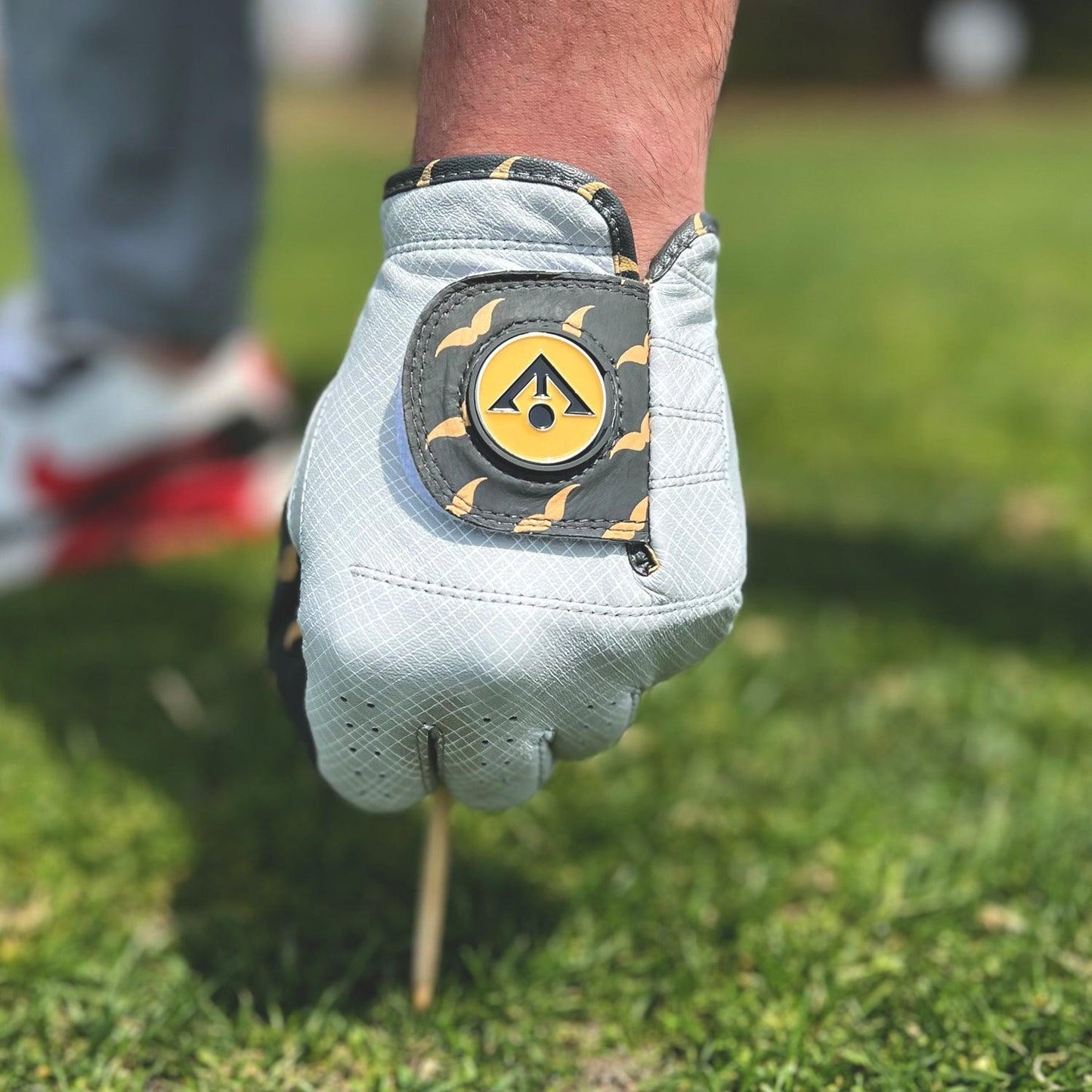 Wooly-Burg | Men's Mustache Patterned Golf Glove